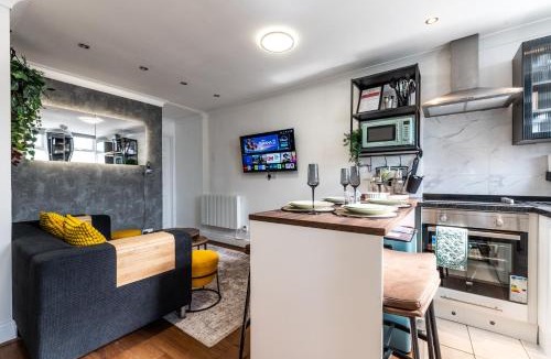 Woolwich House | The Cottage