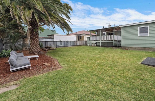 Shellharbour House | The Cottage - Shellharbour Village