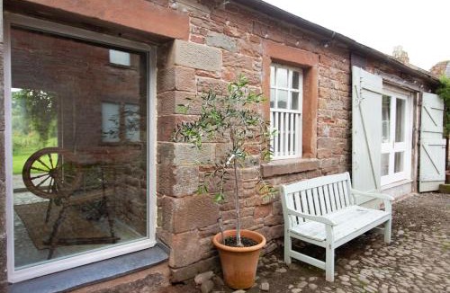 Kirklinton House | The Courtyard
