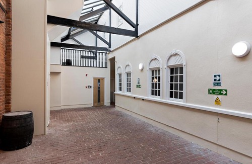 Exeter Apartment | The Courtyard