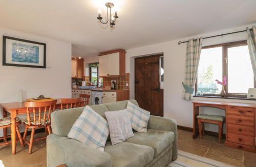 Compton Martin House | The Cowshed