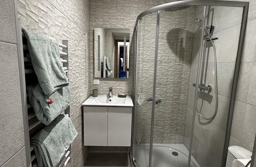 Abondance Apartment | The Cowsy comfortable and spacious apartment