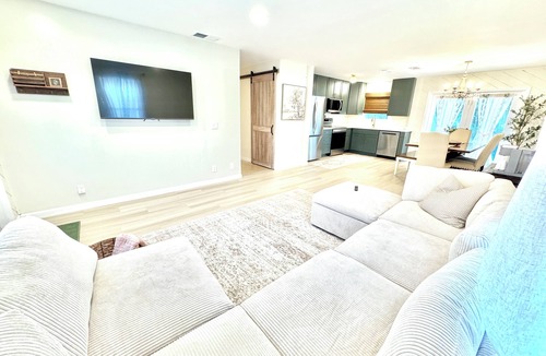 Jupiter Farms House | The Cozy Coaststead in Quiet Equestrian Neighborhood in Jupiter Close to Beach