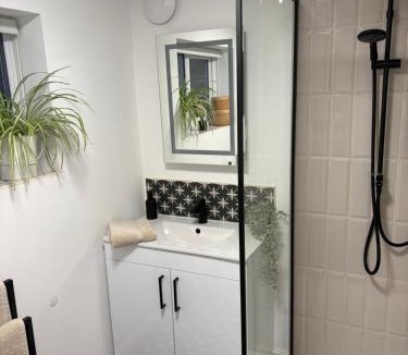 Horley House | The Cozy Forge