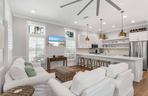 Seacrest House | The Crab House | Golf Cart | Bikes
