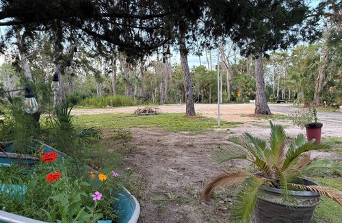 Steinhatchee House | The Creek site- Paradise, Beautiful, private RV for rent in a perfect location!