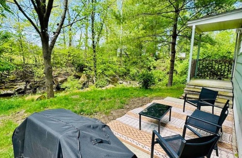 Avon House | The Creekside Oasis Duplex - Central Avon