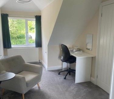 Ewhurst Green House | The Croft