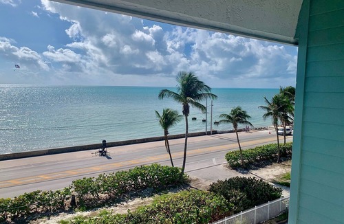 Key West Condo | The Crown Jewel of La Brisa 2 bdrm Monthly Spectacular ocean views.