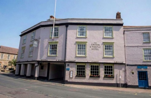 Abingdon Hotel | The Crown & Thistle, Abingdon, Oxfordshire - Acorn Pubs