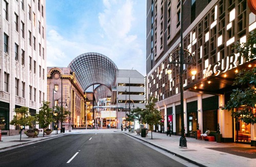 Downtown Denver Hotel | the Curtis Denver - A DoubleTree by Hilton Hotel