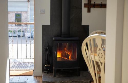 Tunstall House | The Damson Barn