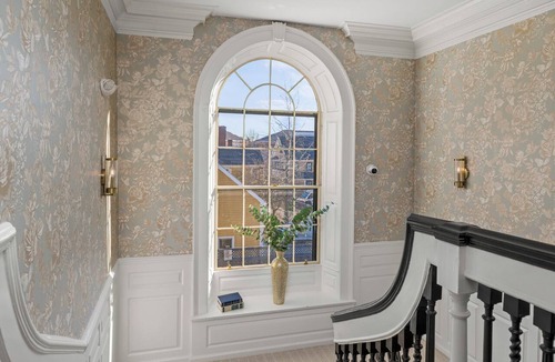 Portsmouth House | The Davenport Inn