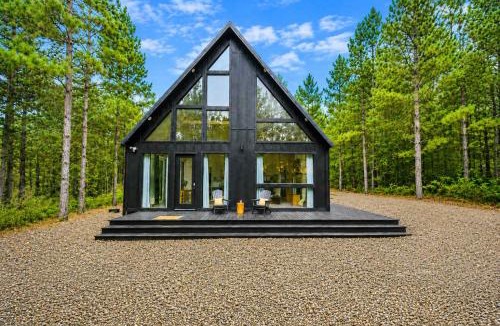 Hochatown House | The Denizen - Forest Retreat Sauna & Hot Tub