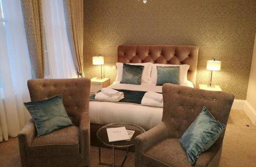 Torquay City Centre Hotel | The Devon Court
