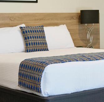 Dingley Village Hotel | The Dingley Hotel