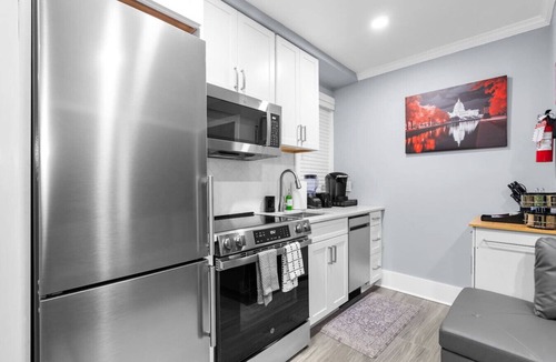 Kingman Park Hotel | The District Den+NewBuild Unit+1Bed+1Bath+Parking