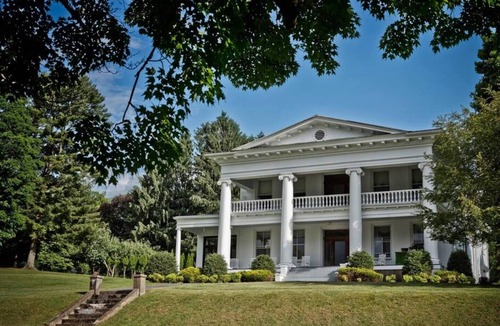 Tazewell House | The Doctor Johnston Suite