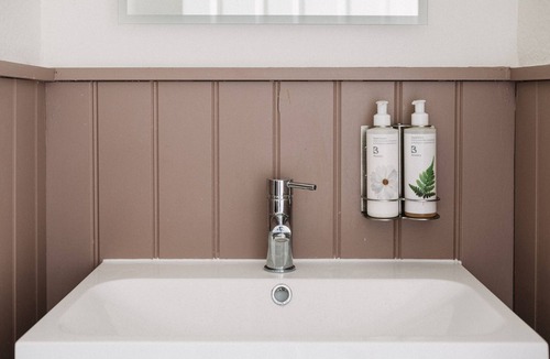 Whitby Hotel | The Dolphin