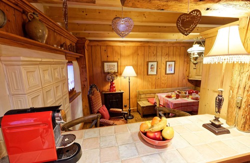 Riquewihr House | The Doves' nest House in the rempart