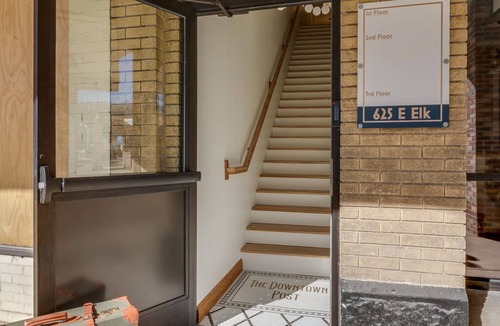 Elizabethton Apartment | The Downtown Post The Brady Suite