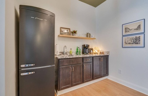 Elizabethton Apartment | The Downtown Post The Coleman Suite