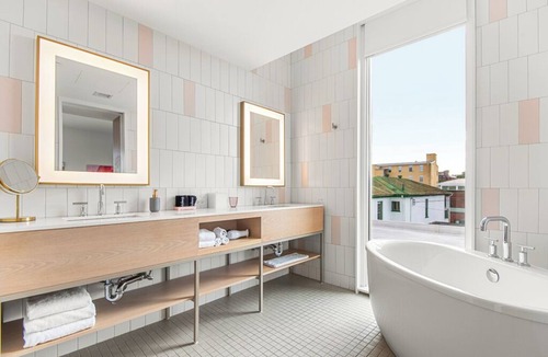 Starr Hill Hotel | The Doyle Hotel
