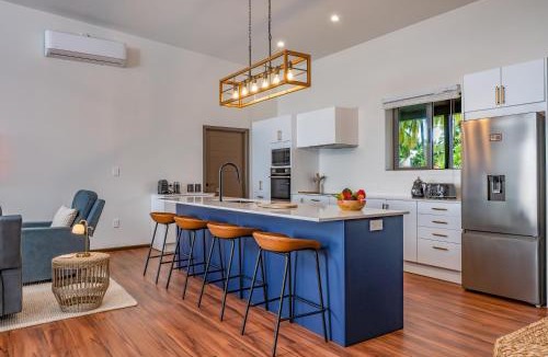 Rarotonga House | The Dreaming Tree by The Cooks Oasis