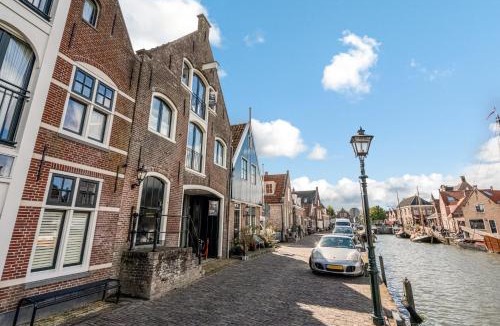 Monnickendam House | The Dutch Buoy