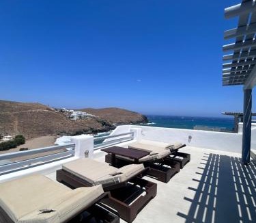Xilokeratidi House | The Eagle Merchia Mykonos
