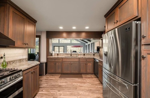 Turkey City House | The Eagles’ View Riverstone Retreat - Riverfront-Close to Emlenton & Foxburg, PA