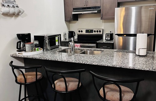 Brampton Condo | The Ecstatic Joy of Heaven