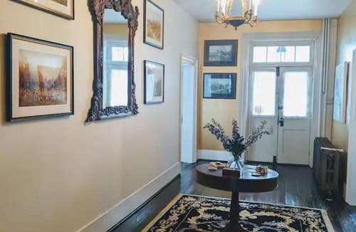 Orange House | The Edgcote Room in Historic Holladay House