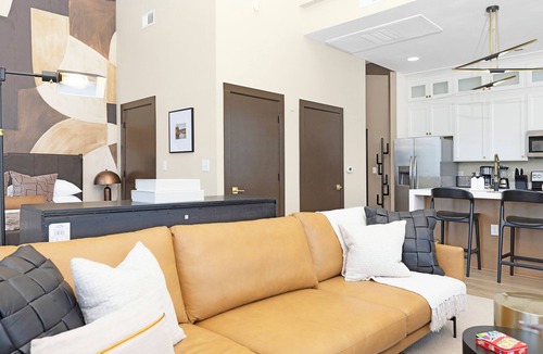Fourth Ward Condo | THE EIGHTH Walkable Penthouse in Fourth Ward