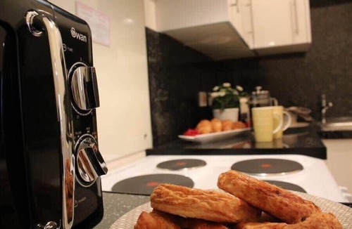 Wrexham Apartment | The Eisteddfod 2 Bed Apartment | Central Wrexham