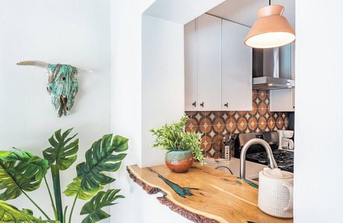 Tucson House | The El Jay. Upscale Designer Home w/Pool. Sleeps 8