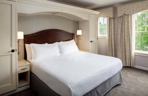 Excelsior Springs Hotel | The Elms Hotel & Spa, a Destination by Hyatt Hotel