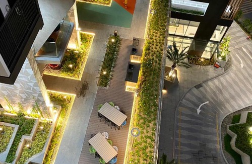 Thuan An Apartment | The Emerald Golf View