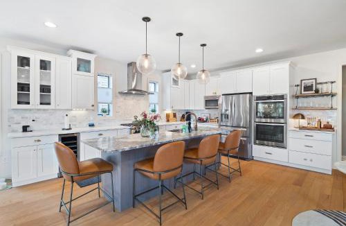 Tremont House | The Emerald Manor