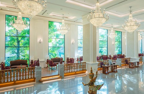 Chang Khlan Hotel | The Empress Premier Chiang Mai