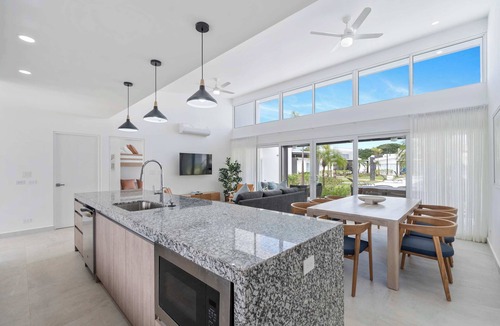 Rio Seco Condo | The Enclave