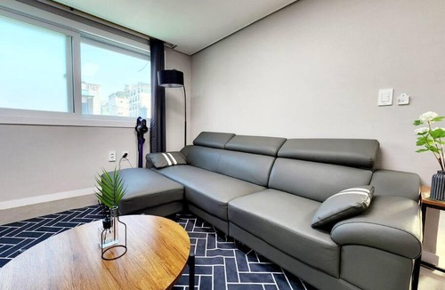 Mangwon-dong Apartment | The Enough