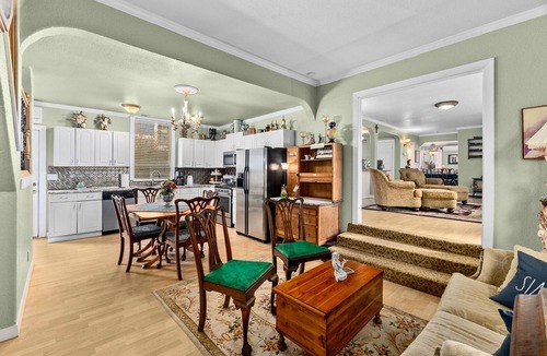 Yelm Bed & Breakfast | The entire bed and breakfast inn