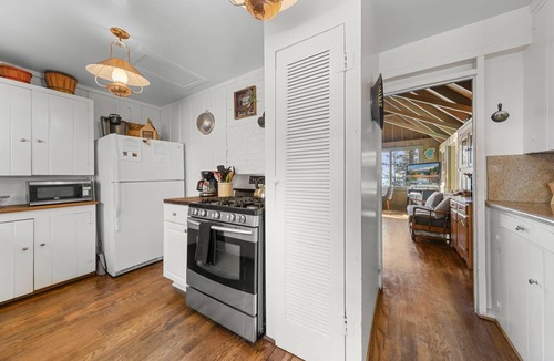 Zephyr Cove Cabin | The epitome of rustic charm with modern amenities.