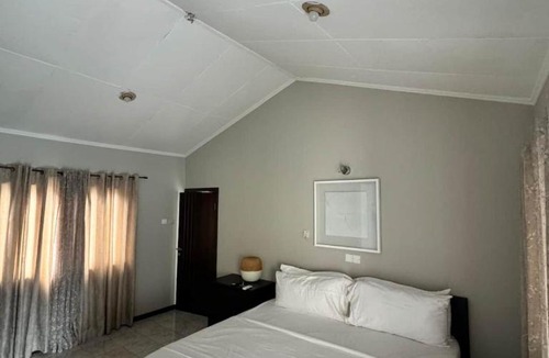 Teshie House | The Escape Ghana - Ivory Villa