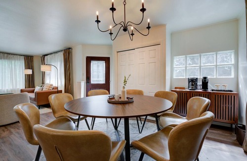 Wauwatosa House | The Eucalyptus | A 4 bedroom Retreat
