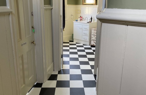 Beaconsfield Hotel | The Exchange Beaconsfield - Offering Heritage Accommodation