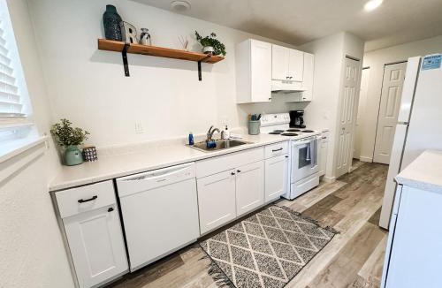 West Valley House | The Explorer duplex unit