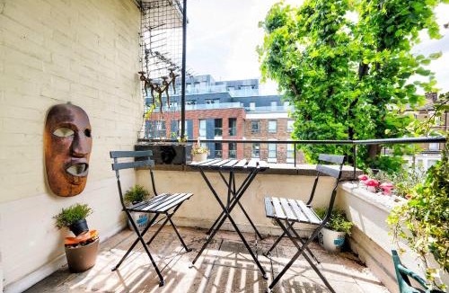 Stockwell Apartment | The Explorer's Home