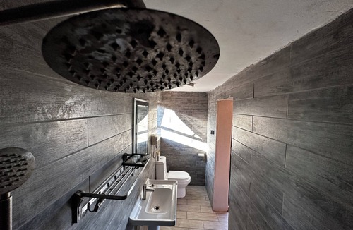 Serule Hotel | The Far Lobe